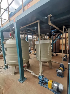 Potente sistema di rimozione dei fumi chimici 1000m3/h Flusso d'aria 900 Pa Torre di depurazione per industria